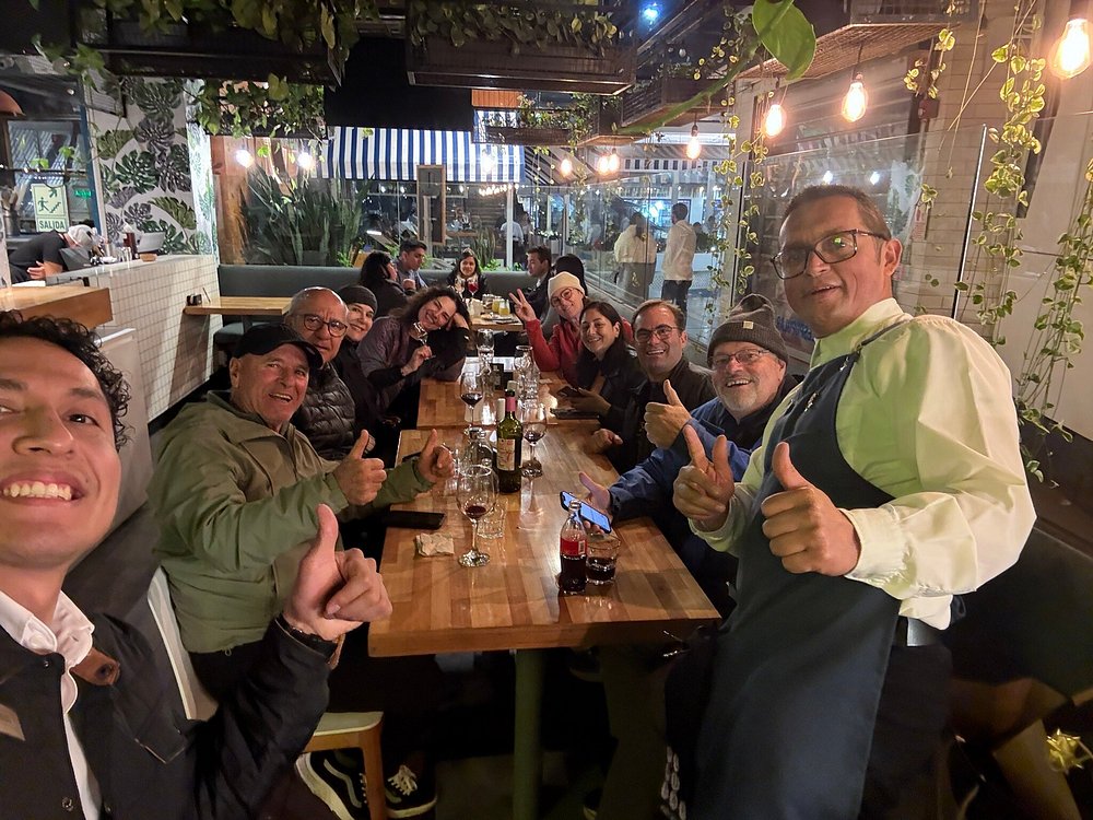 Popular de Aquí y de Allá